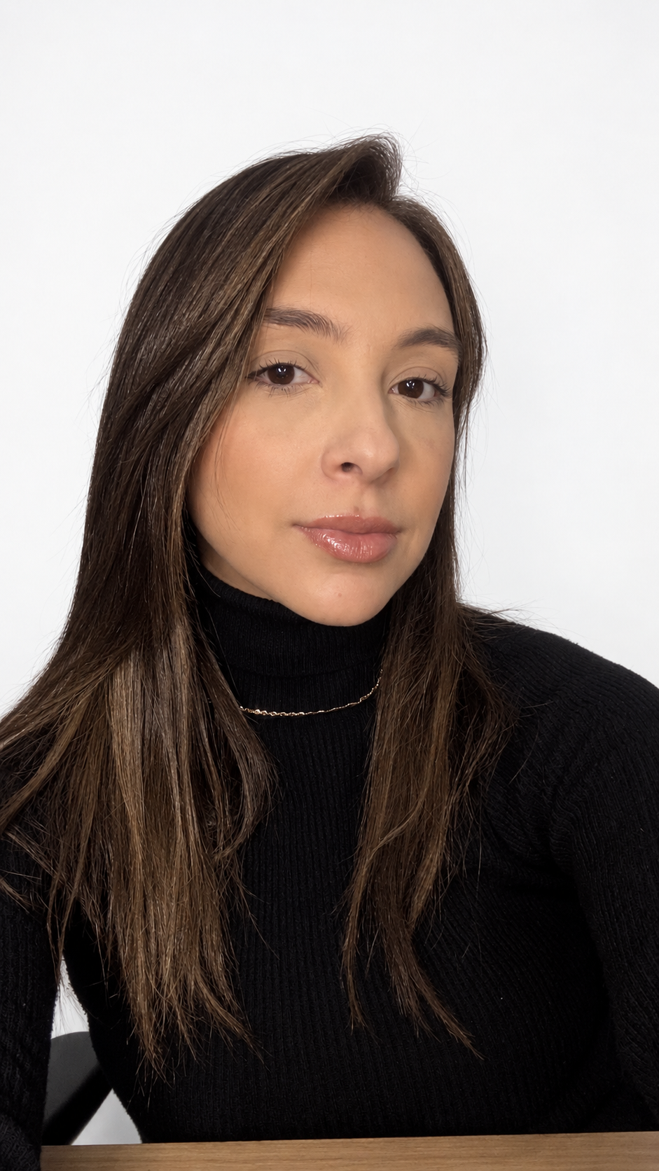 Sthephany Sousa em retrato profissional